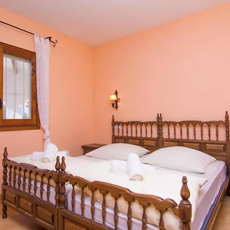 Abahana Villas Calpinar Villa *